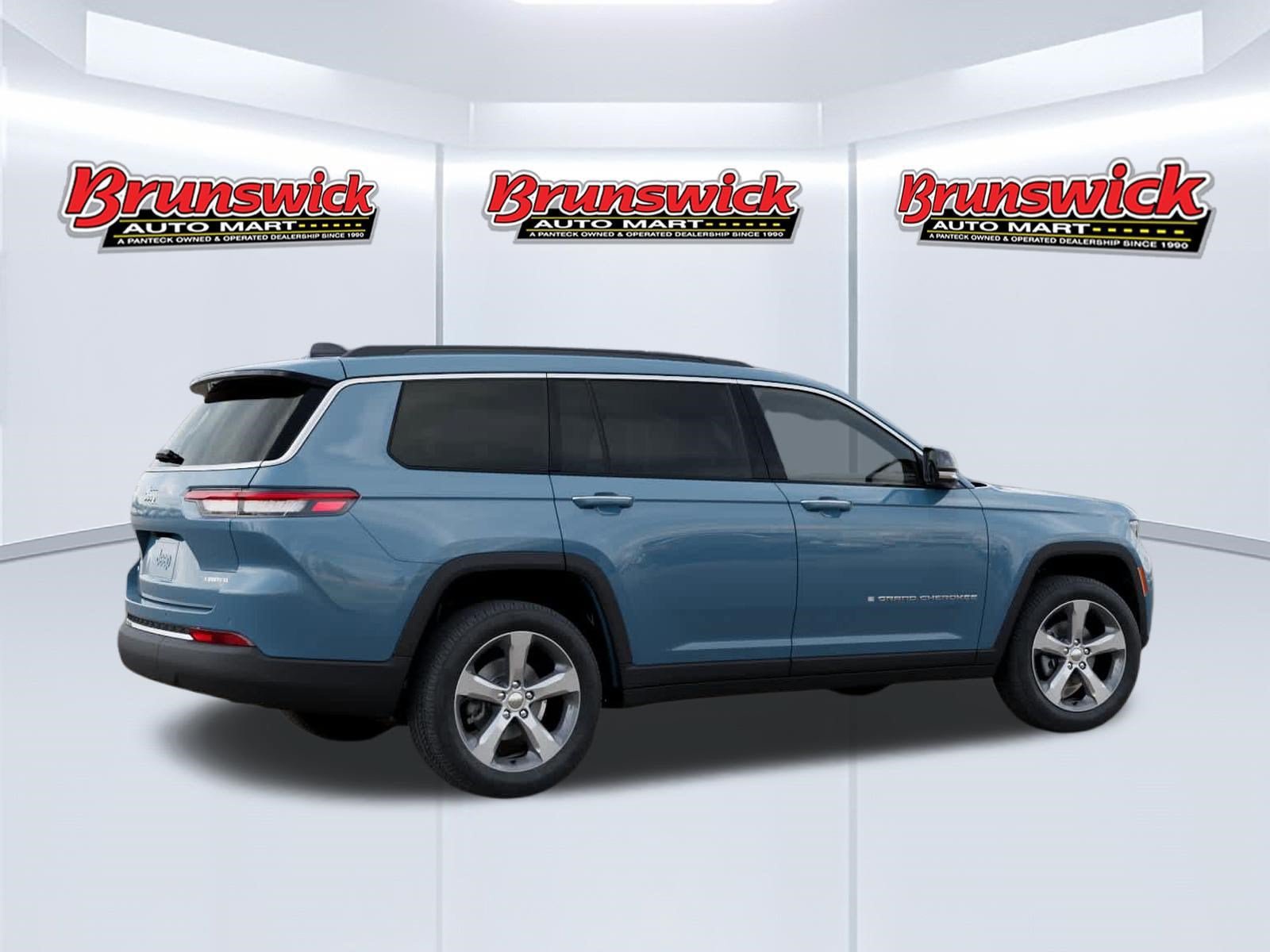 New 2026 Jeep Grand Cherokee L Limited AWD/4WD image 4