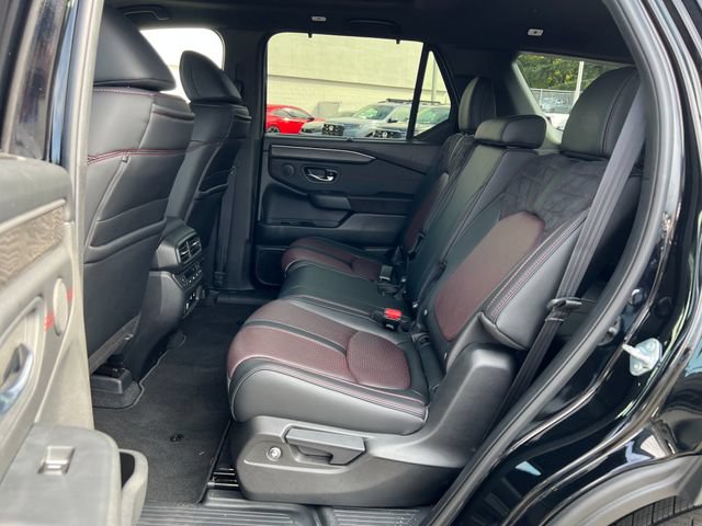 New 2026 Honda Pilot Black Edition image 15