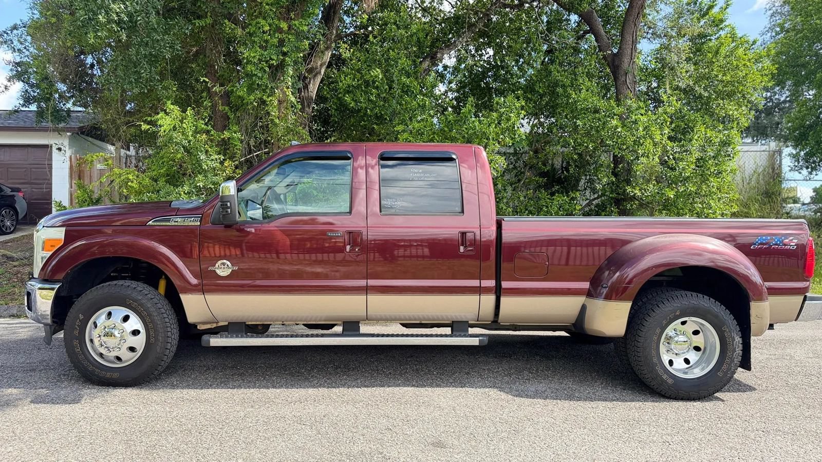 Used 2011 Ford F350 Lariat w/ Lariat Ultimate Pkg AWD/4WD image 6