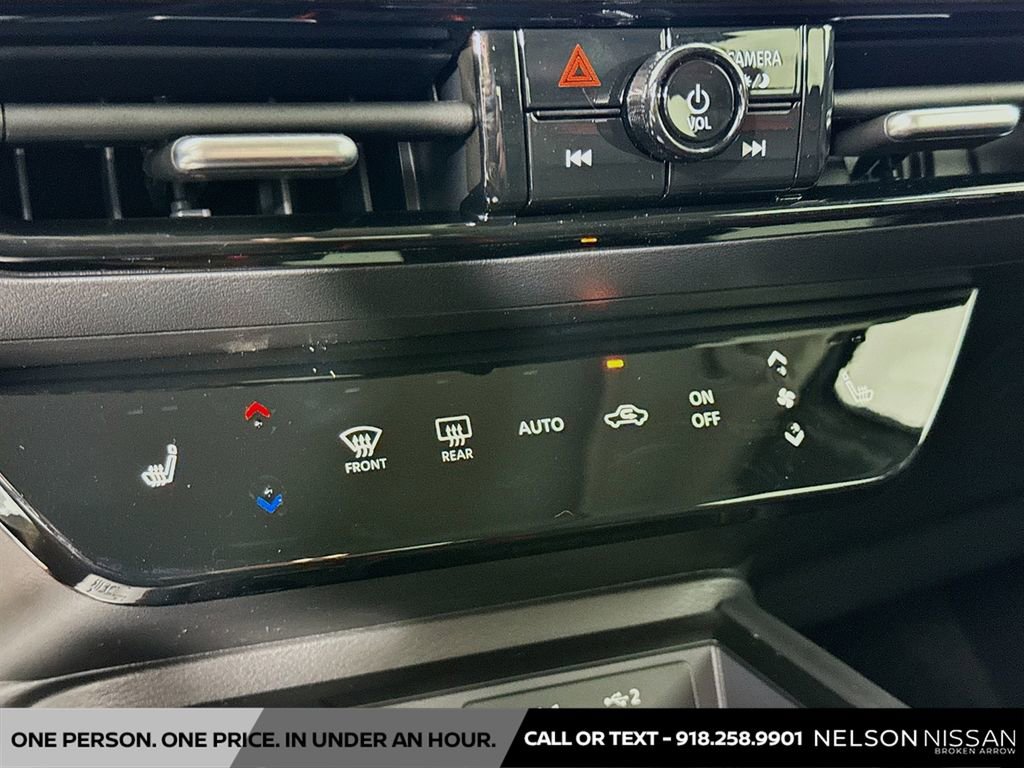 New 2026 Nissan Kicks SR w/ SR Premium Package image 15