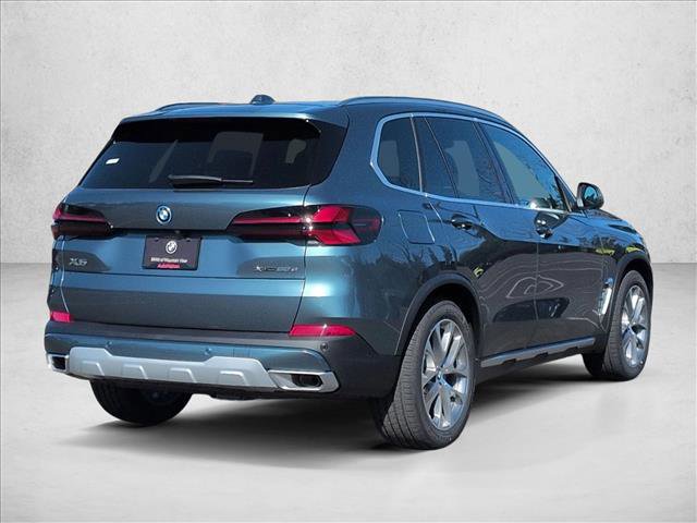 New 2026 BMW X5 xDrive50e image 2