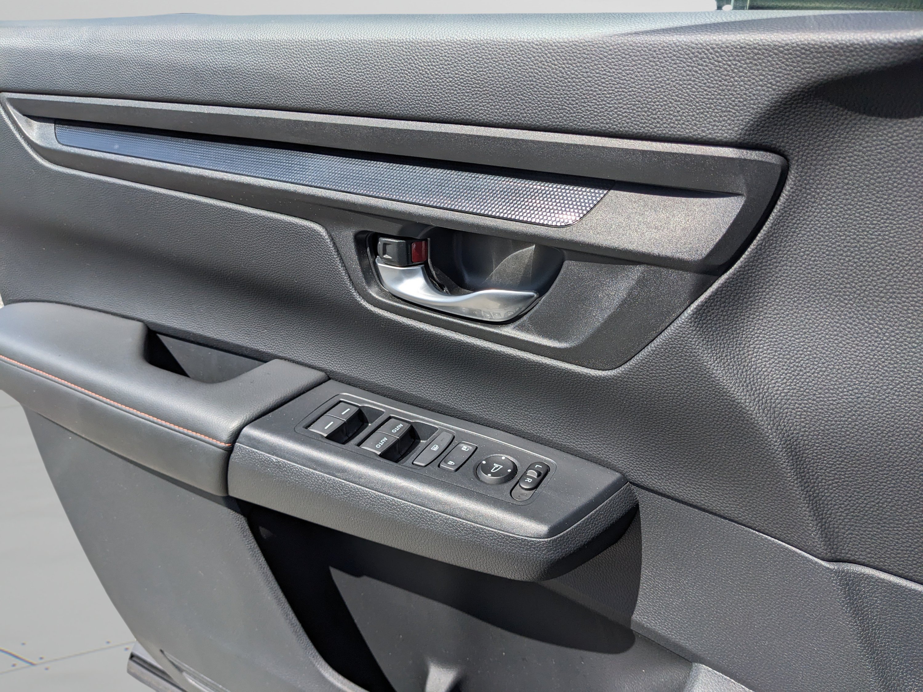 Used 2023 Honda CR-V Sport image 24