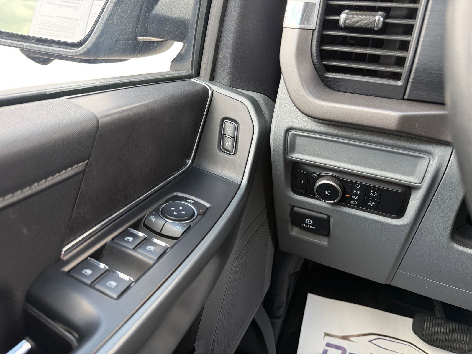 Used 2024 Ford F150 XLT AWD/4WD image 17
