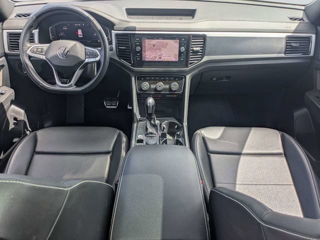 Used 2023 Volkswagen Atlas Cross Sport SEL R-Line AWD/4WD image 17