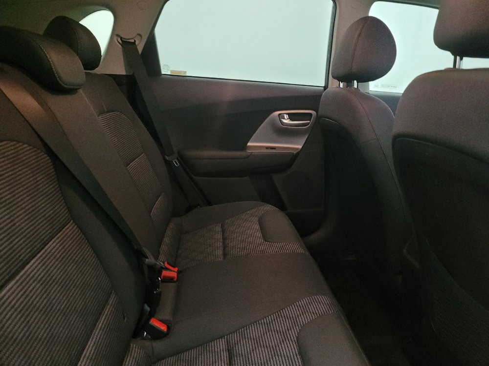 Used 2022 Kia Niro LX FWD image 19