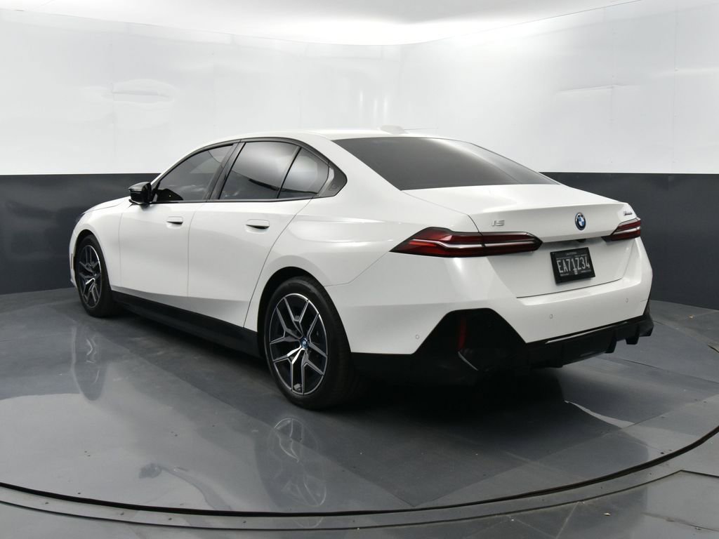 Used 2024 BMW i5 M60 image 46