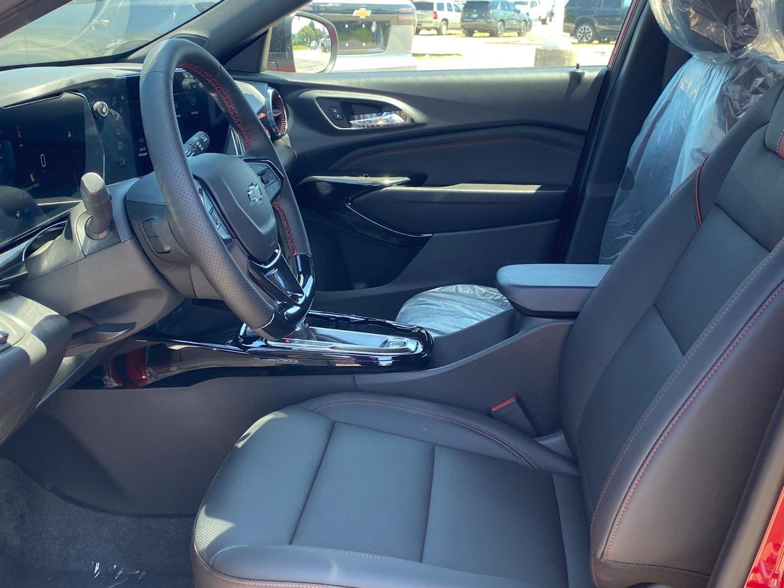 New 2026 Chevrolet Trax RS w/ Sunroof Package FWD image 14