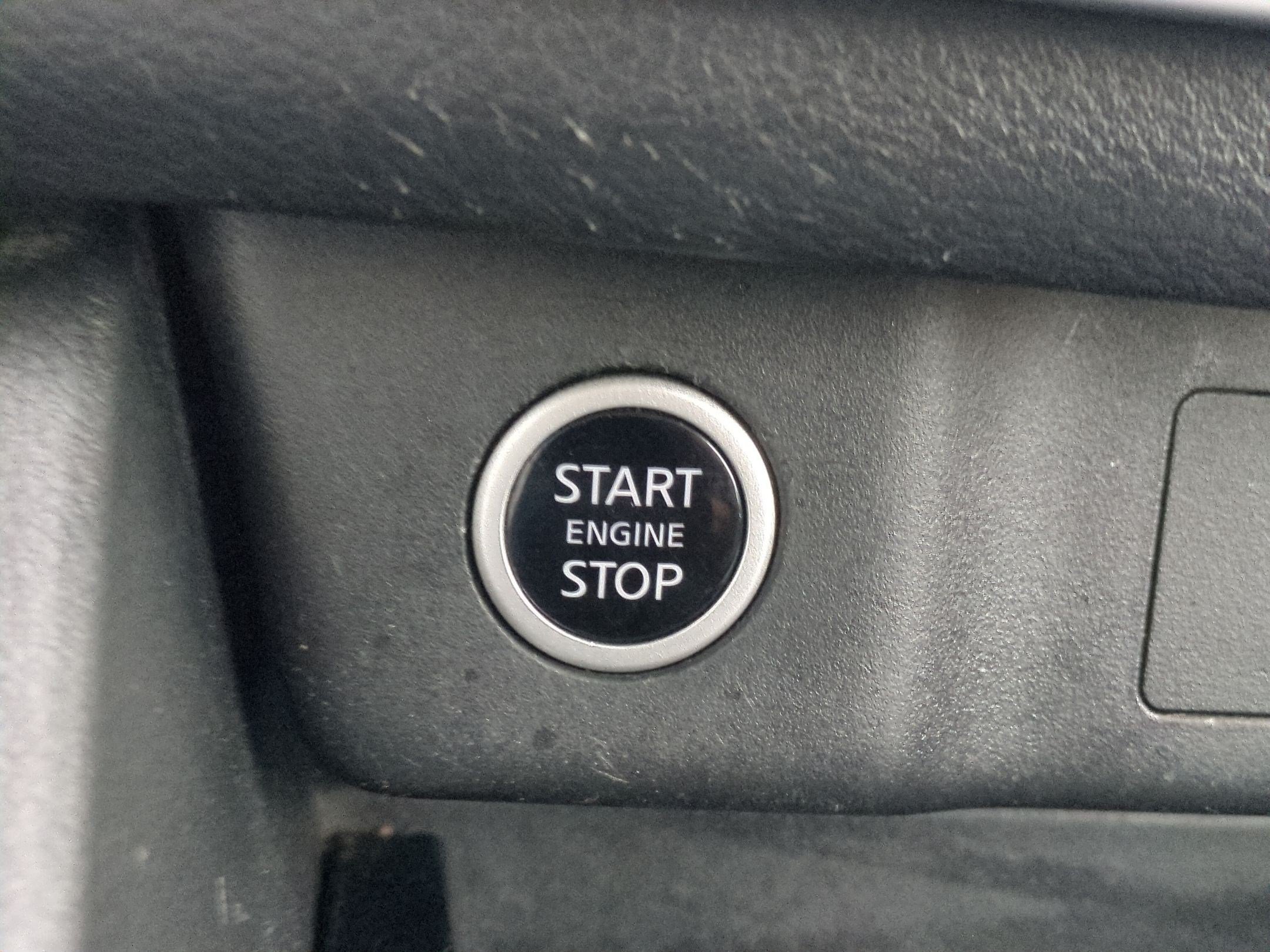 Used 2022 Nissan Rogue SV AWD/4WD image 20