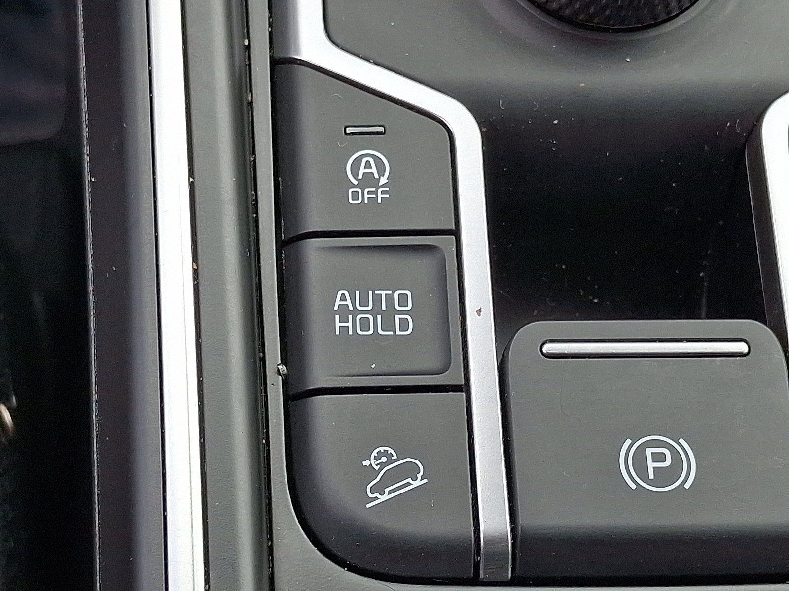 Certified 2025 Kia Sorento S w/ Panoramic Sunroof Package FWD image 26