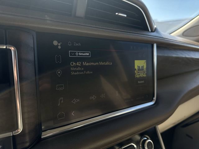 Used 2023 GMC Yukon XL Denali image 13