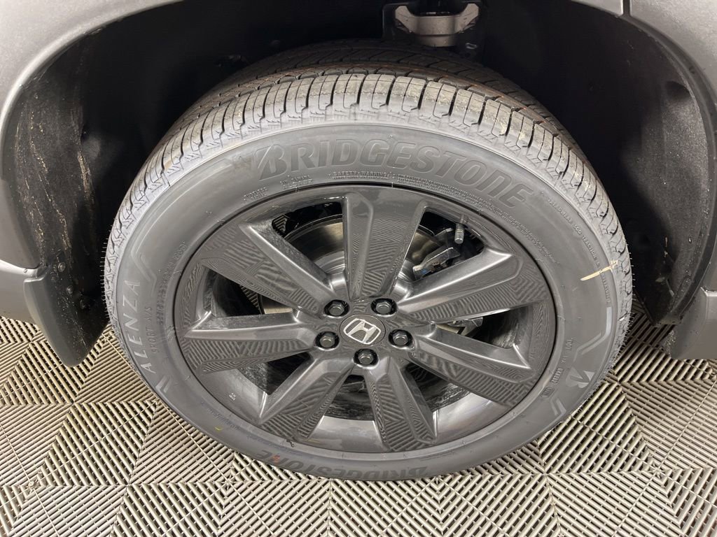 New 2026 Honda Pilot Sport image 17