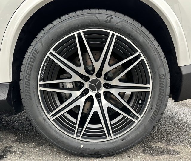 New 2026 Mercedes-Benz GLC 43 AMG 4MATIC image 12