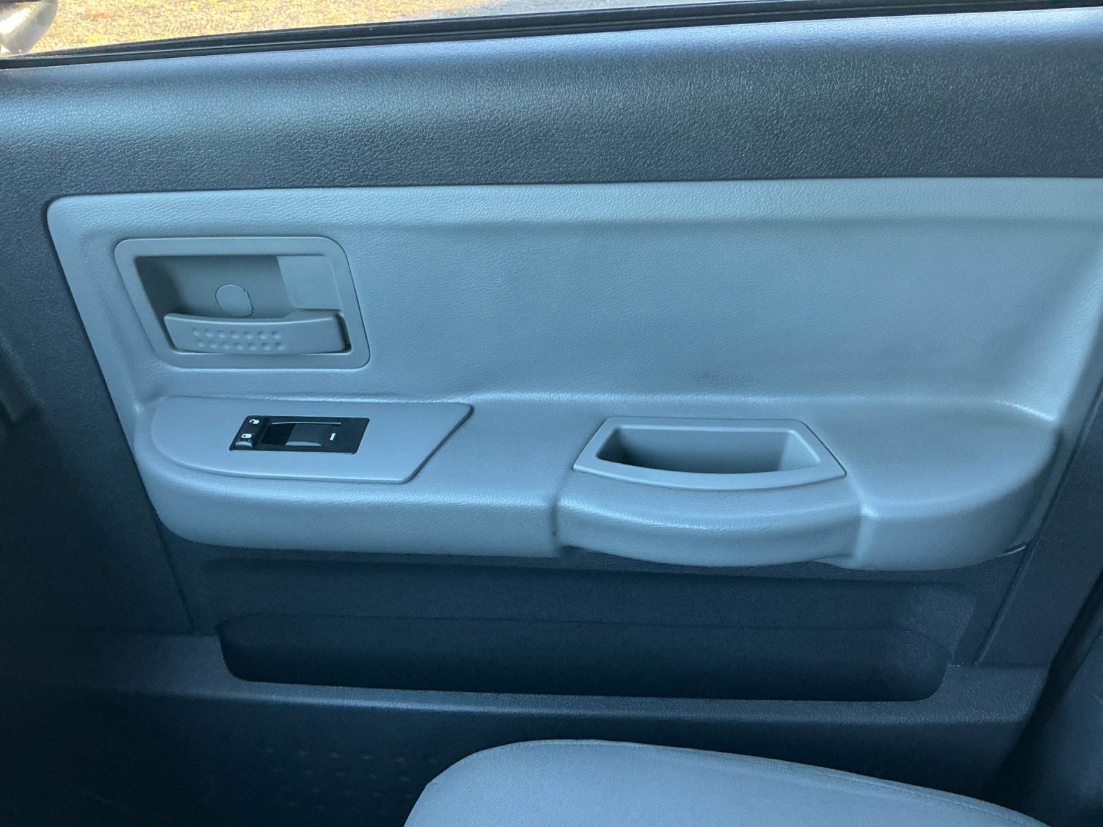 Used 2010 Dodge Dakota Big Horn image 16