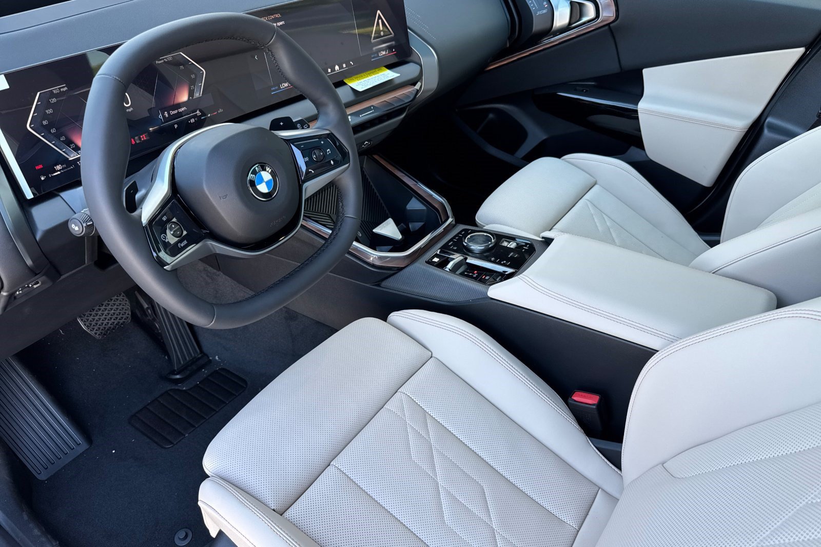 Used 2026 BMW X3 xDrive30i w/ Premium Package AWD/4WD image 4