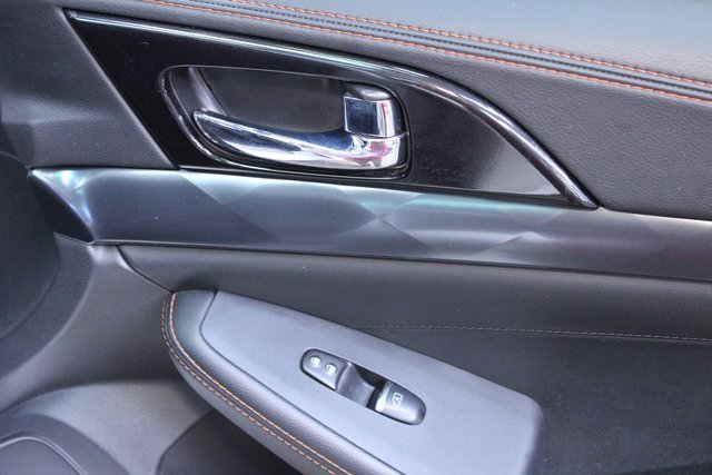 Used 2020 Nissan Maxima SR image 9