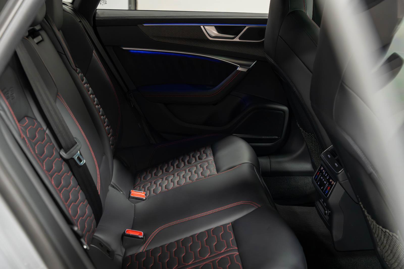 Used 2021 Audi RS 7 Sportback w/ Black Optic Package image 79