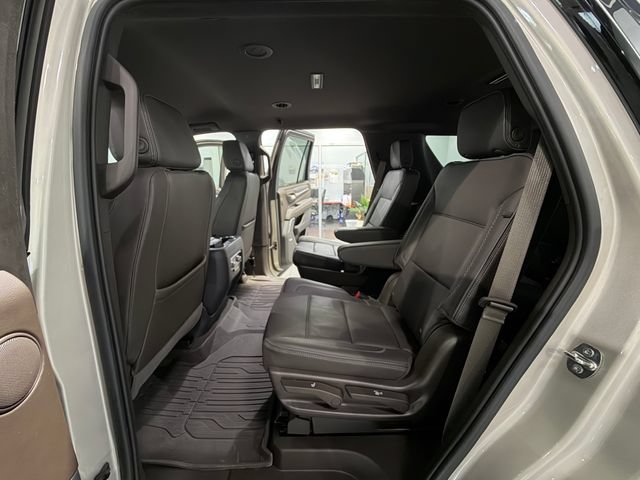 Used 2023 GMC Yukon Denali AWD/4WD image 12