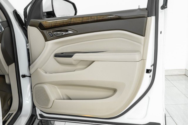 Used 2014 Cadillac SRX Luxury w/ Driver Awareness Package image 48