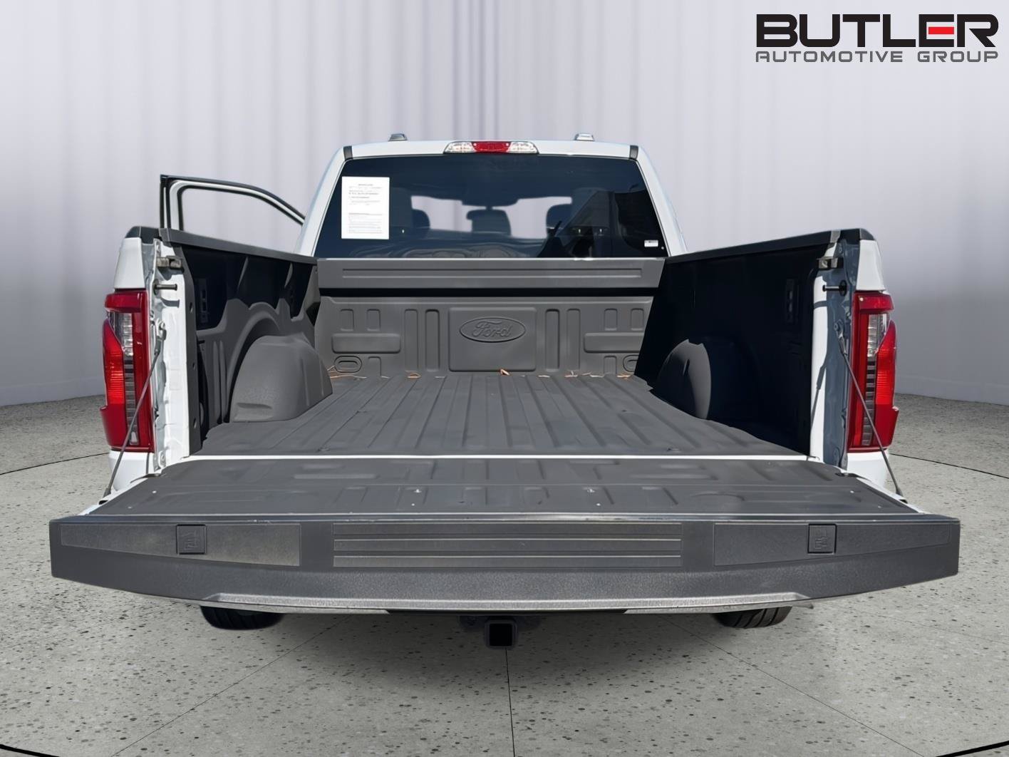 Certified 2024 Ford F150 XLT w/ Mobile Office Package RWD image 34