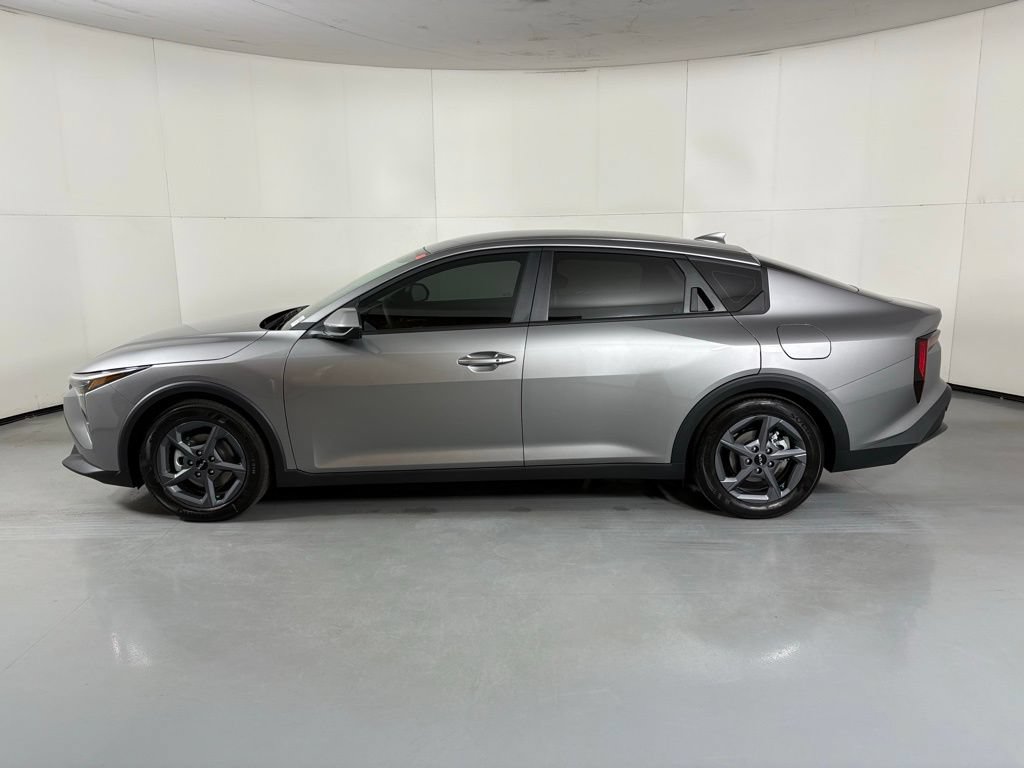 New 2026 Kia K4 FWD image 5