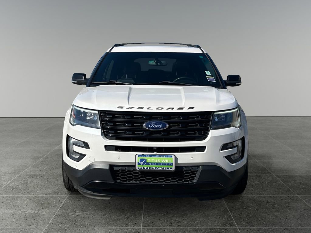 Used 2016 Ford Explorer Sport w/ Equipment Group 401A AWD/4WD image 2