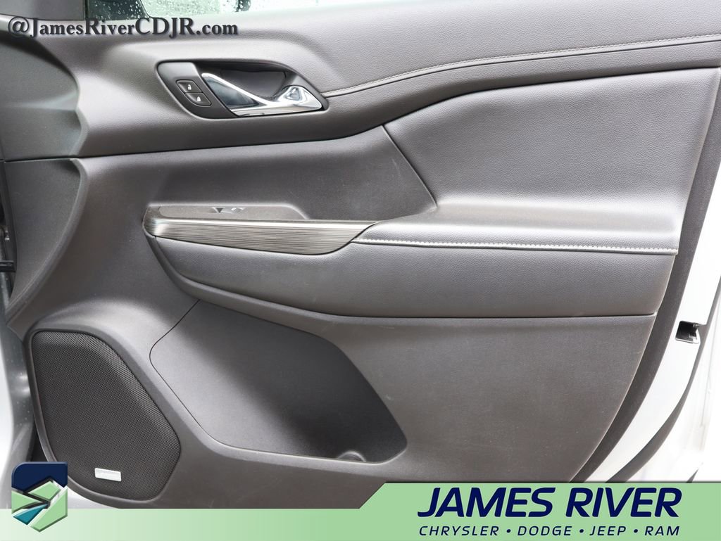 Used 2019 GMC Acadia SLT FWD image 8