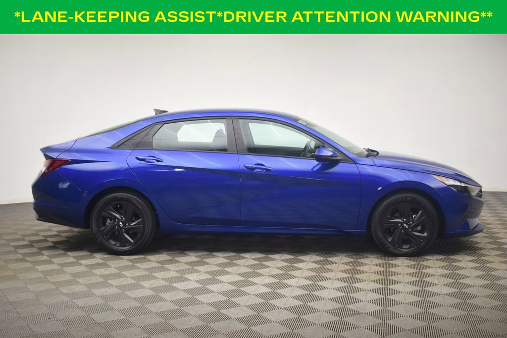 Used 2022 Hyundai Elantra SEL FWD image 12