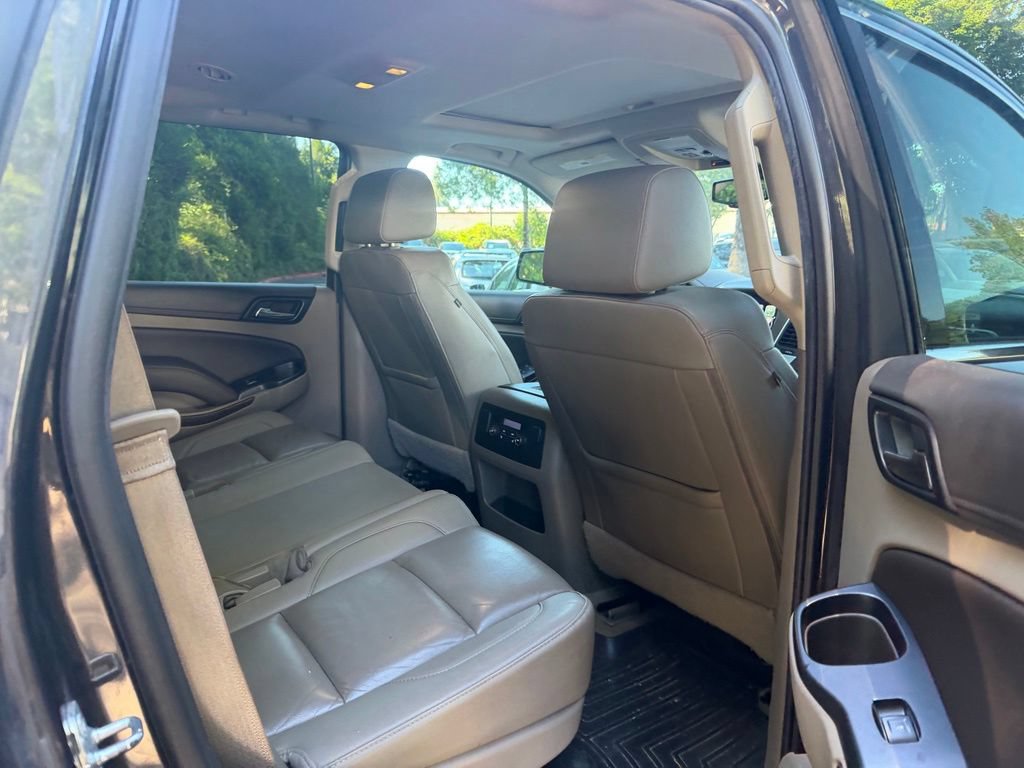 Used 2016 Chevrolet Tahoe LT w/ Luxury Package AWD/4WD image 18