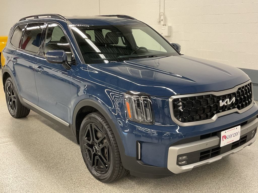 Used 2023 Kia Telluride SX X-Line AWD/4WD image 3