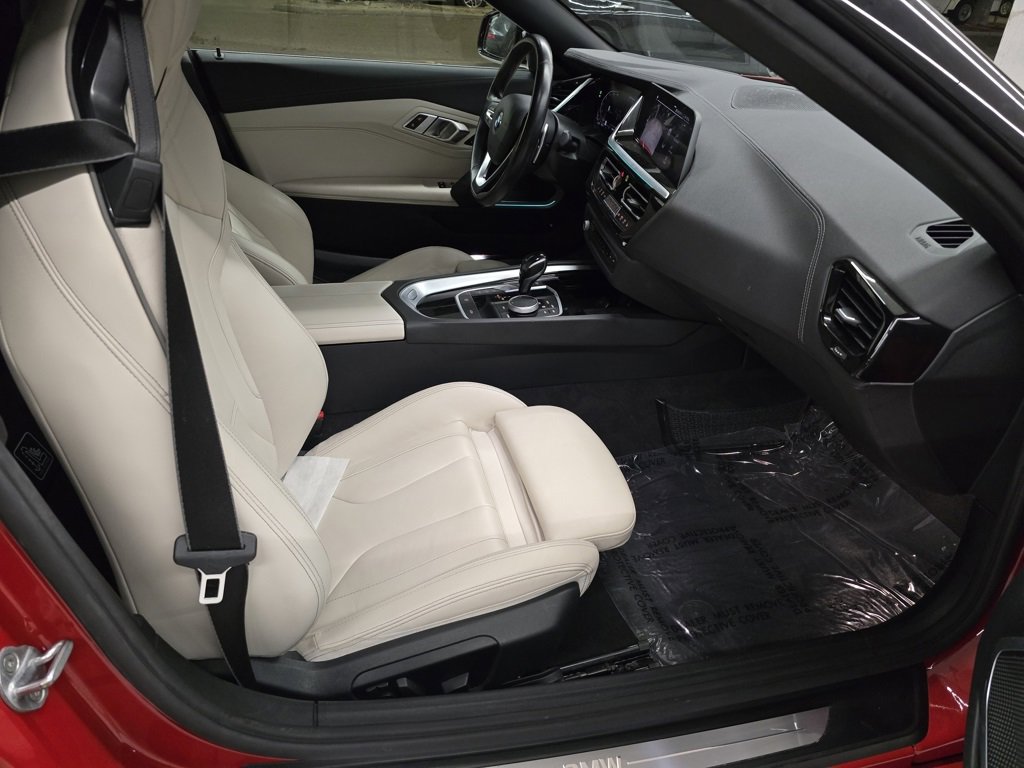 Used 2020 BMW Z4 sDrive30i w/ Premium Package image 36