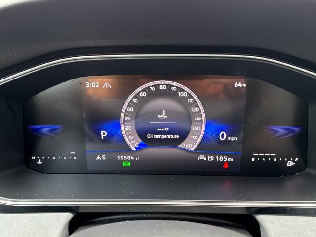 Used 2025 Volkswagen Jetta SE FWD image 18