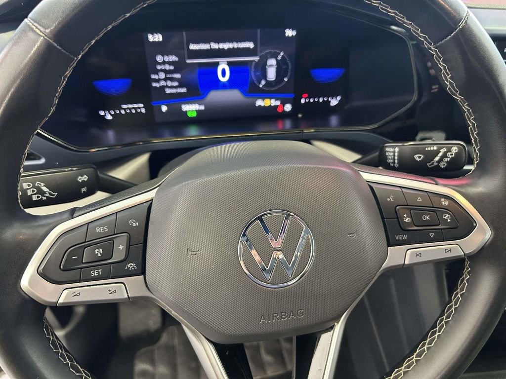 Used 2024 Volkswagen Taos SE FWD image 19