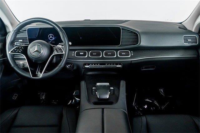 Used 2024 Mercedes-Benz GLE 450 4MATIC w/ Winter Package image 30