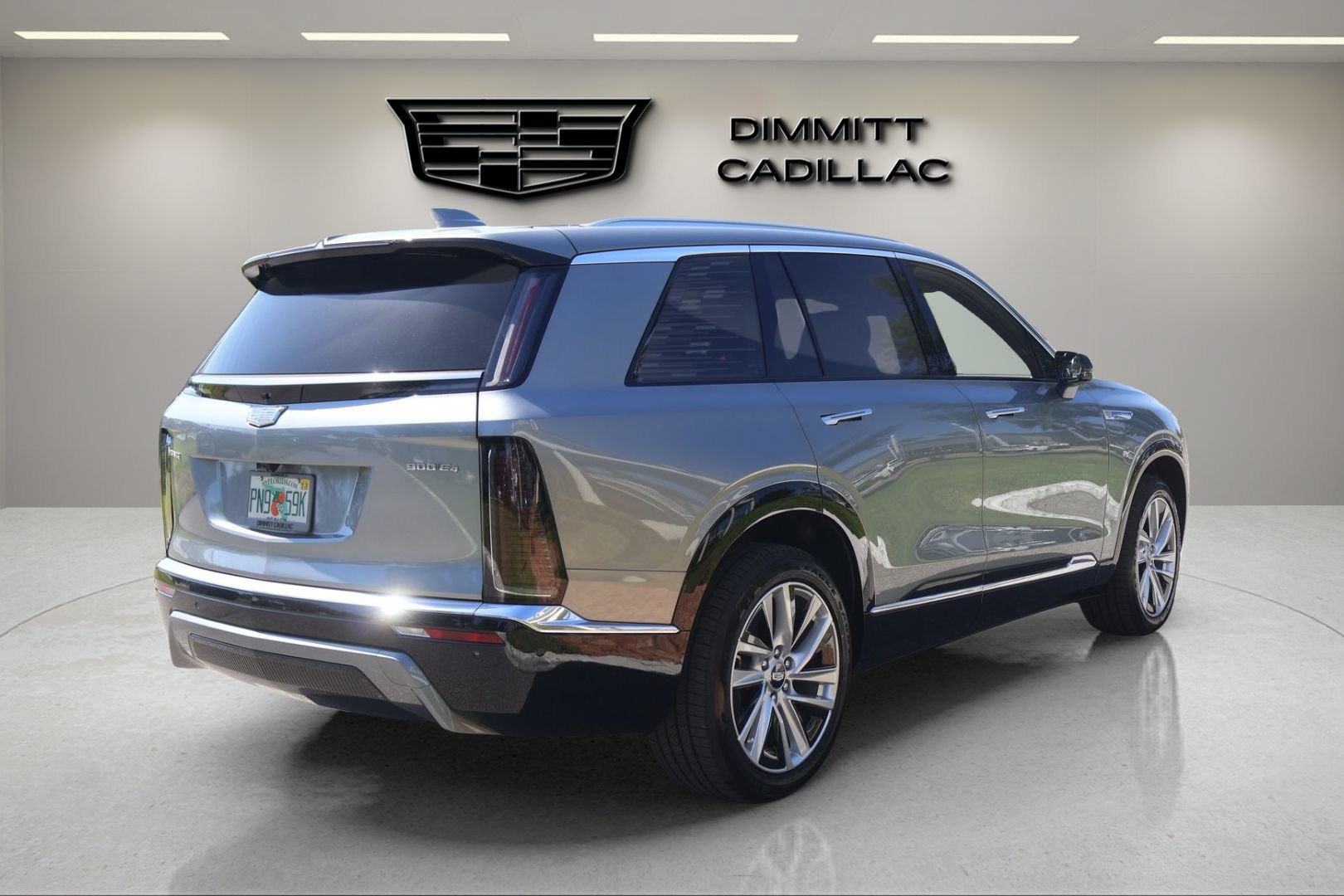 New 2026 Cadillac Vistiq Luxury AWD/4WD image 5
