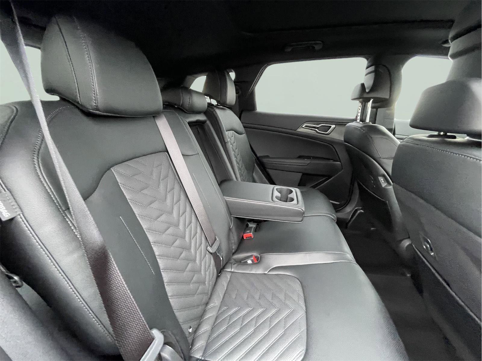 Used 2026 Kia Sportage X-Line w/ X-Line Premium Package AWD/4WD image 24