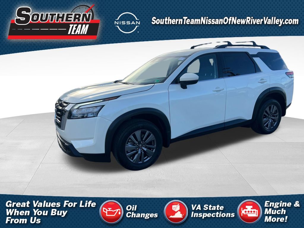 Used 2024 Nissan Pathfinder SV