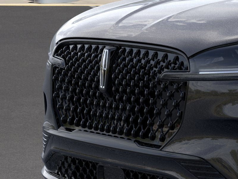 New 2026 Lincoln Aviator AWD w/ Jet Appearance Package image 17