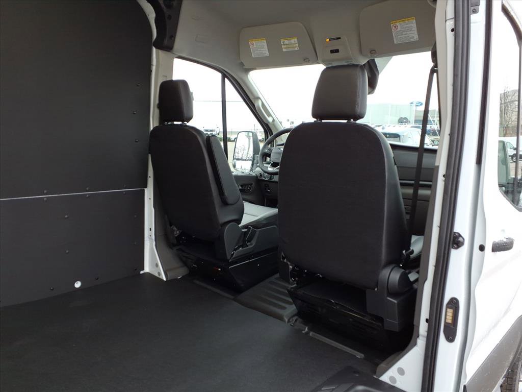 New 2026 Ford Transit 250 148 Medium Roof w/ Load Area Protection Package image 8
