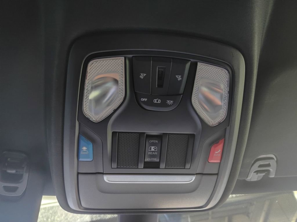 Used 2019 RAM 1500 Big Horn image 7