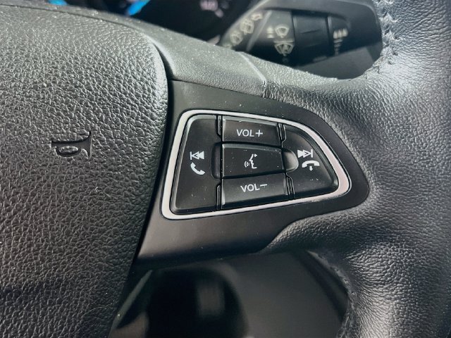 Used 2018 Ford Escape Titanium w/ Ford Safe & Smart Package FWD image 18