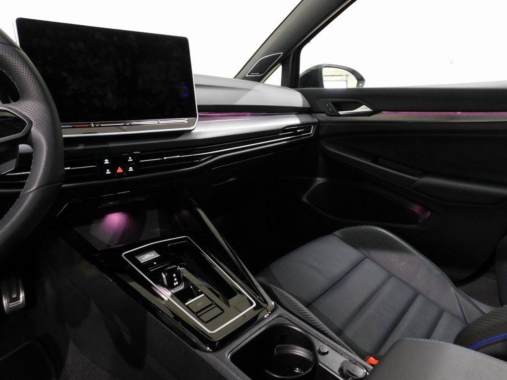 Used 2025 Volkswagen Golf 2.0T image 81