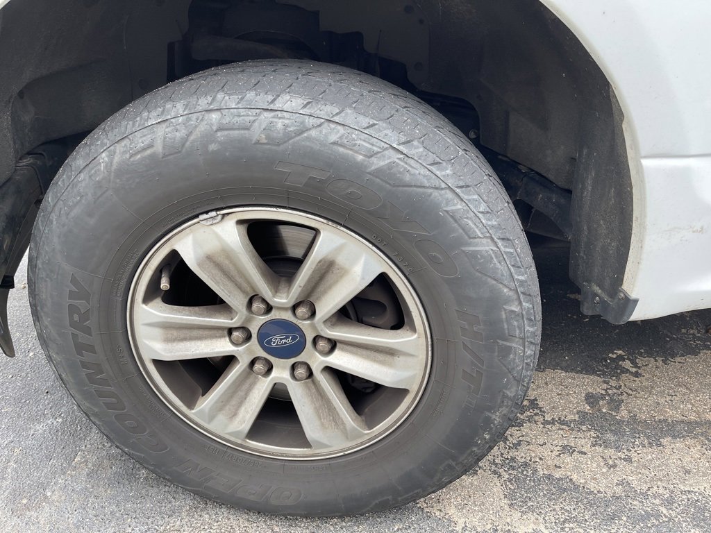 Used 2016 Ford F150 XLT image 9