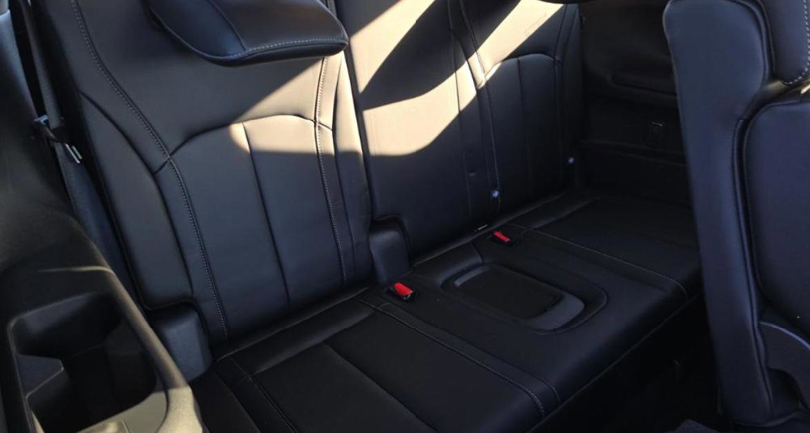 Certified 2023 INFINITI QX60 Luxe w/ Cargo Package image 15