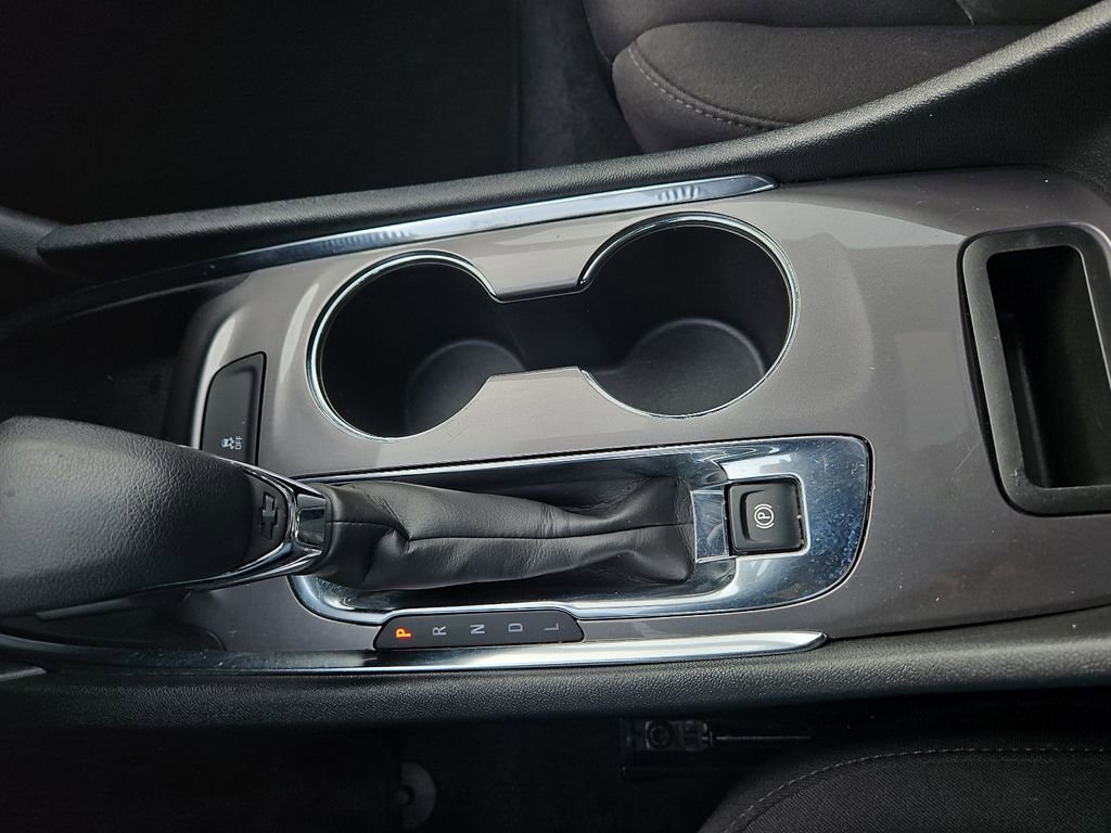 Used 2023 Chevrolet Malibu LT image 25