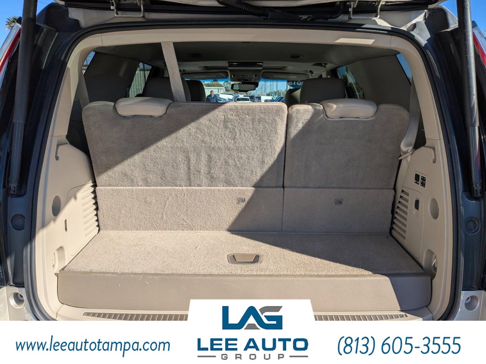 Used 2015 Cadillac Escalade Premium image 12