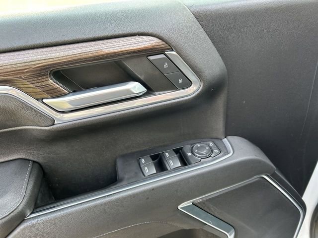 Used 2022 Chevrolet Silverado 1500 LT AWD/4WD image 16