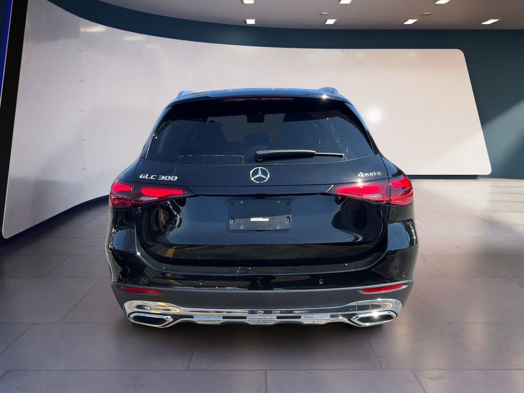 Certified 2026 Mercedes-Benz GLC 300 4MATIC image 4