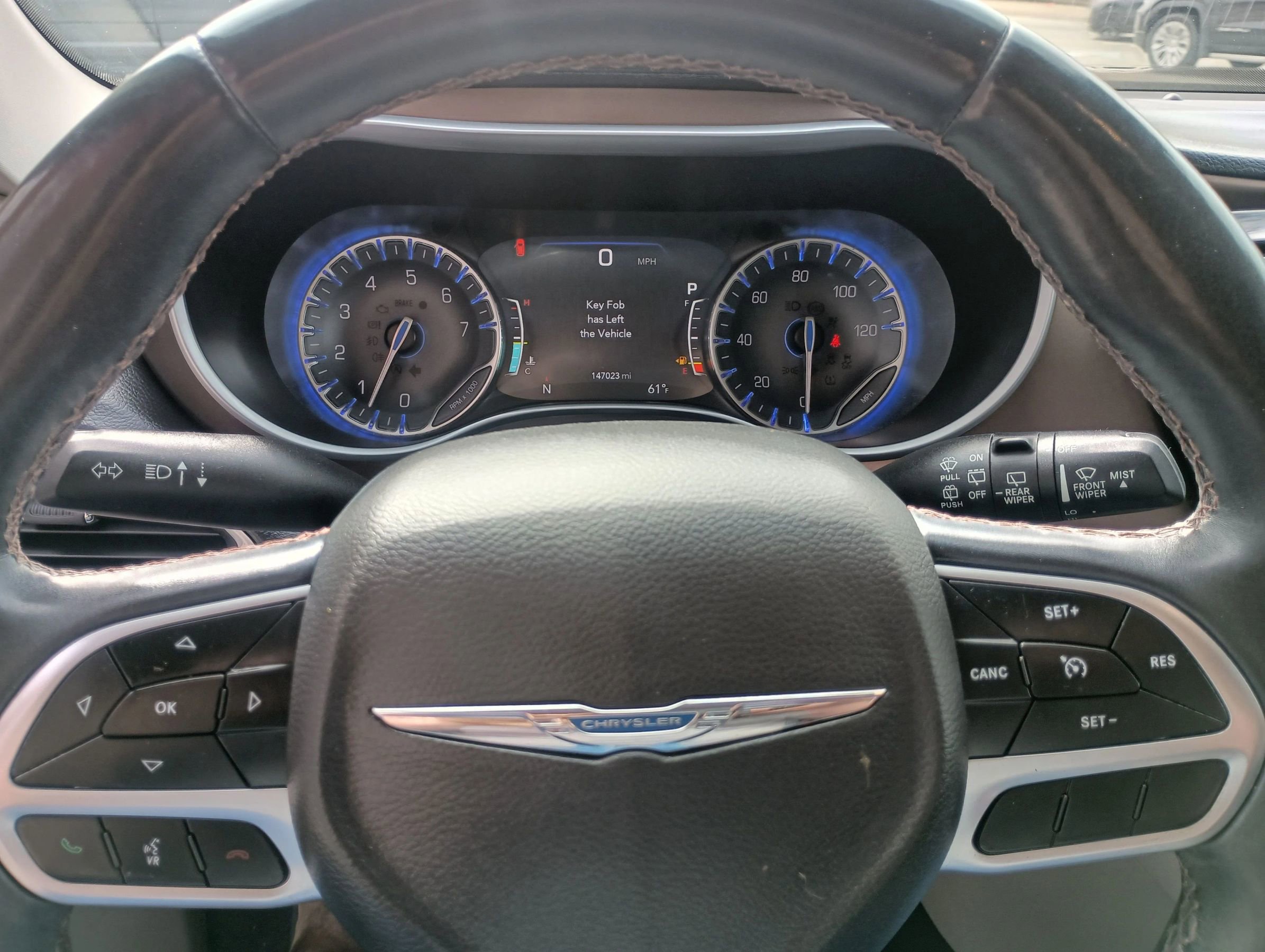 Used 2017 Chrysler Pacifica Touring-L Plus w/ Tire & Wheel Group image 21