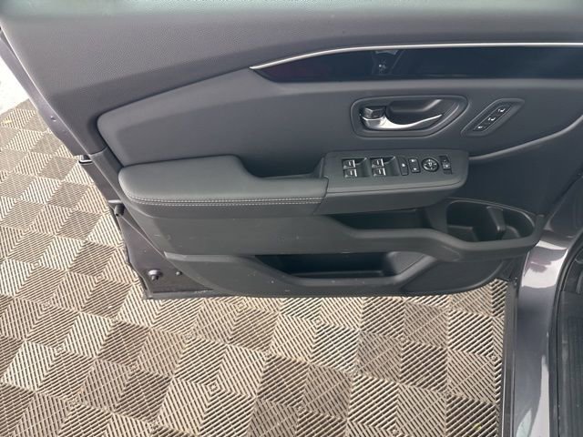 Certified 2025 Honda Pilot EX-L image 24