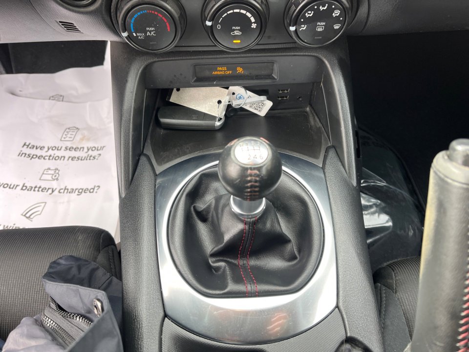 Used 2019 MAZDA MX-5 Miata Sport w/ I-ACTIVSENSE Sport Package RWD image 20